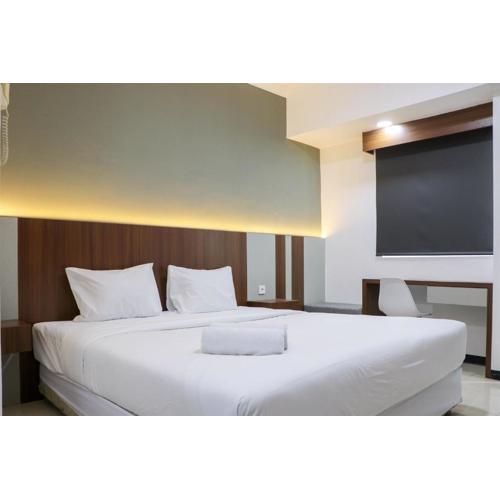 Homey and Comfort Stay Studio Room Maple Park Sunter Apartment By Travelio