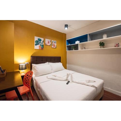 Homey and Cozey Poblacion Makati S06