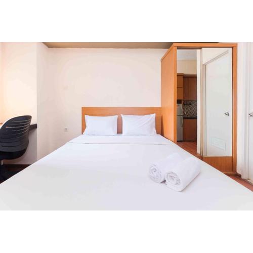 Homey and Cozy Living Studio at Pakubuwono Terrace Apartment By Travelio