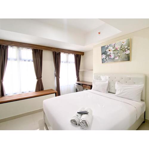 Homey and Cozy Stay Studio Room Pollux Chadstone Apartment By Travelio