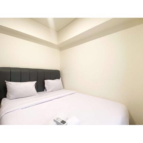 Homey and Enjoy 2BR Apartment Meikarta By Travelio