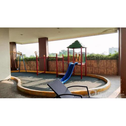 Homey and Simple Studio at Serpong Greenview Apartment By Travelio