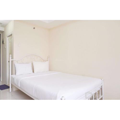 Homey and Simply Look Studio Belmont Residence Puri Apartment By Travelio