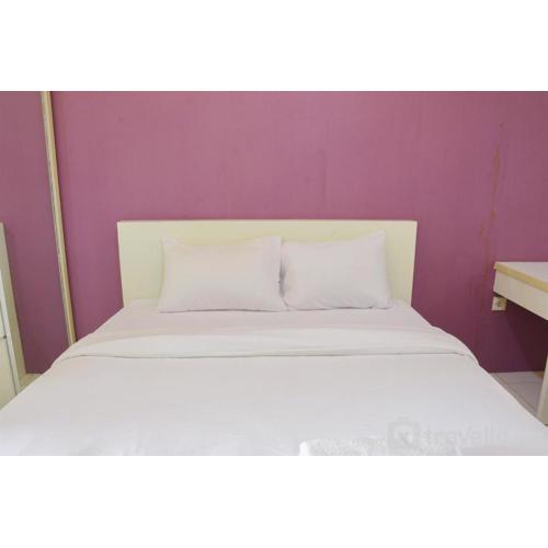 Homey and Simply Studio Room at Kebagusan City Apartment By Travelio