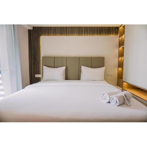 Homey and Spacious 3BR at Sky House BSD Apartment By Travelio