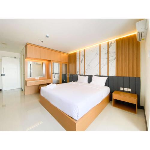 Homey and Strategic Studio (No Kitchen) at Sentraland Semarang Apartment By Travelio