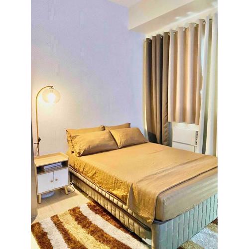 Homey-feel Studio at Lafayette Park Square