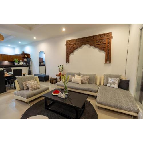 Homey Villa with Private Pool in Central Canggu