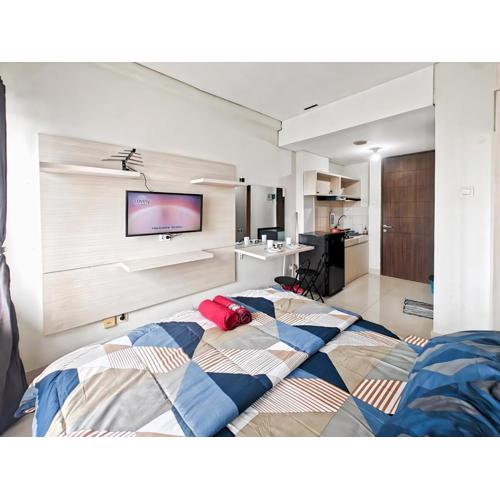 Homy Studio Grand Caman Bekasi Jatibening with Pool