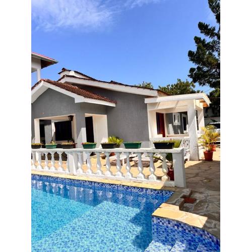 Honeydream Villa & Studio Apartments