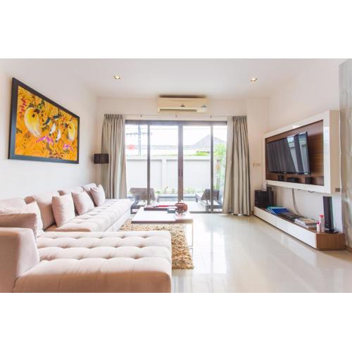 Honeymooner Pool Villa@Seastone