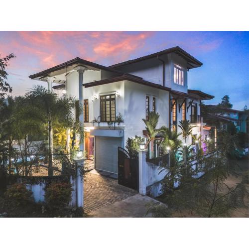 Horizon View Mountain Bliss