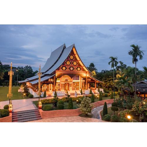 Horizon Village & Resort