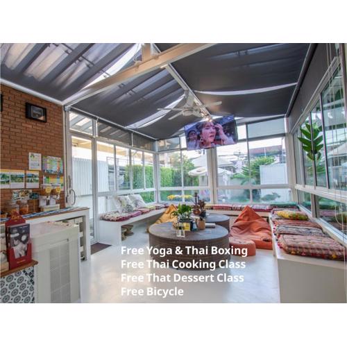 Hostel Lullaby Non-Smoking