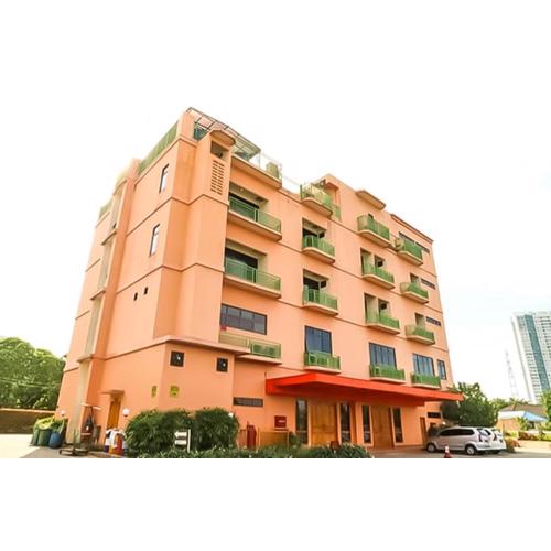 Hotel 678 Cawang powered by Cocotel