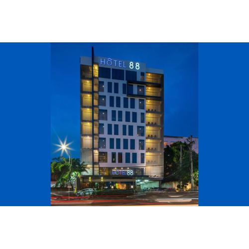 Hotel 88 Embong Malang Tunjungan Surabaya by WH - Breakfast with The Best View on The Highest Floor and Strategic Location in The City Center