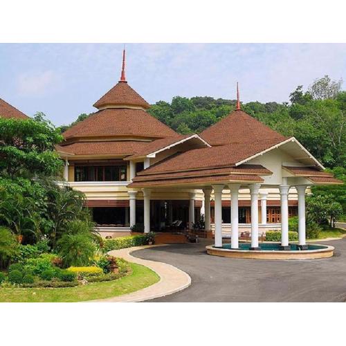 Hotel and Beach Bungalow at Lanta Resort