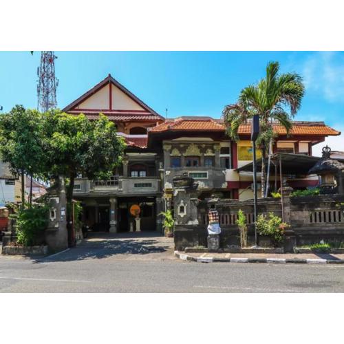 Hotel Candra Adigraha