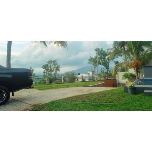 Hotel Chairman's Bungalow