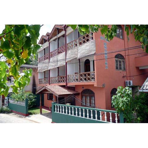 Hotel Dhammika