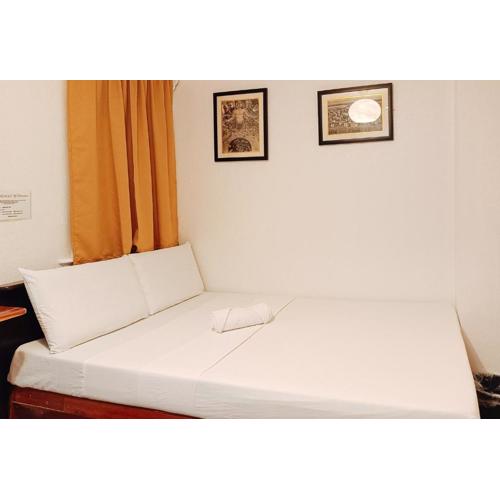 Hotel Elinas and Restaurant