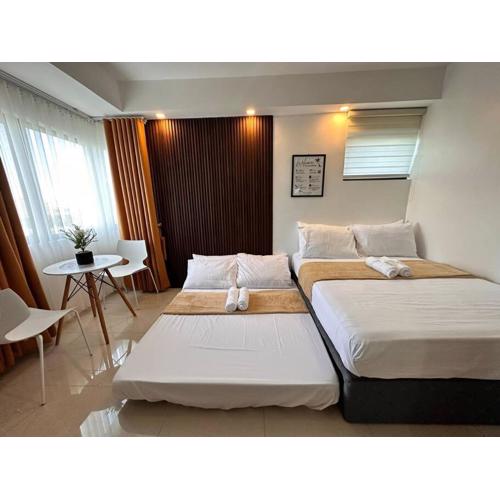 Hotel living,The Persimmon Suites 2-4pax (1804)