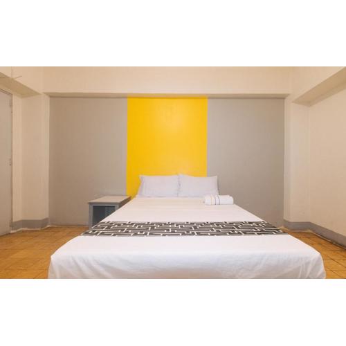 Hotel Madiaas by RedDoorz