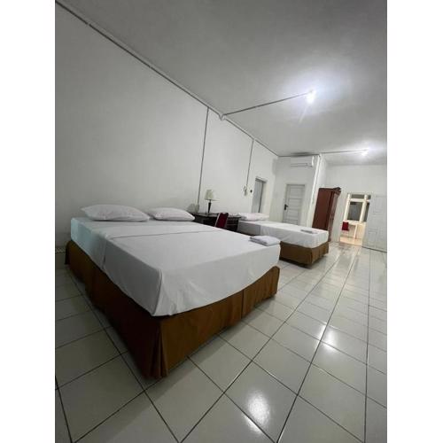Hotel Mahkota 145