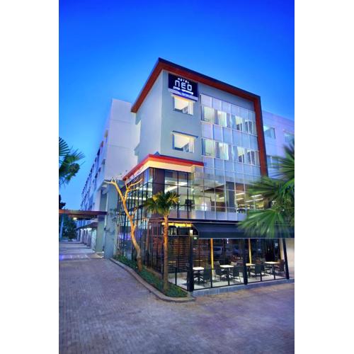 Hotel Neo Candi Simpang Lima - Semarang by ASTON