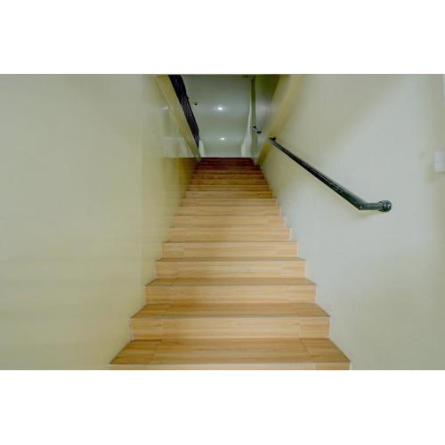 Hotel O Backpaker Seraya