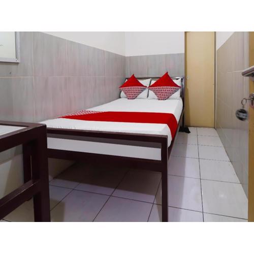 Hotel O Benteng Kost