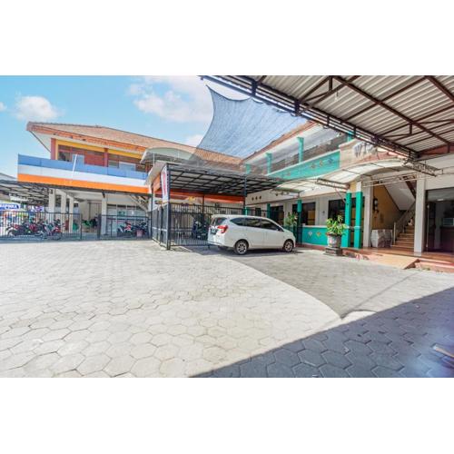 Hotel O Central Madiun Near Stasiun Kota Madiun