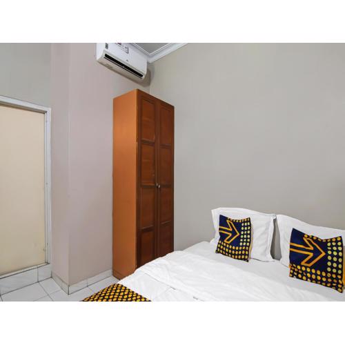 Hotel O Flamboyan 25 Homestay Syariah