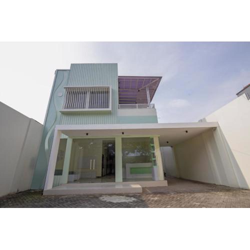 Hotel O Irma's Residence