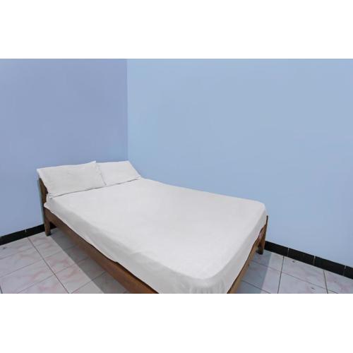 Hotel O Jati Homestay Near Taman Suranadi