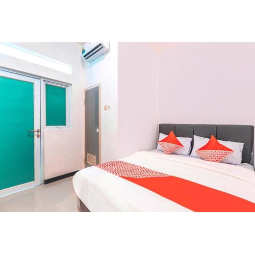 Hotel O J&b Room Utan Kayu