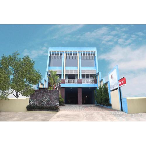 Hotel O M Authentic Kost Man