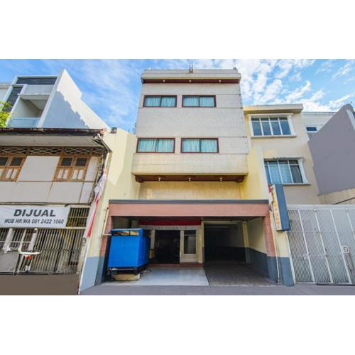 Hotel O Makassar near Pantai Losari formerly Hotel Tiara Sari