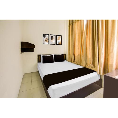 Hotel O Makassar near RS Grestelina formerly Wisma Makassar