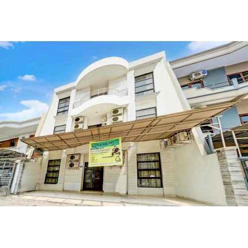 Hotel O MUMU HOMESTAYNearCarnival Park Surabaya