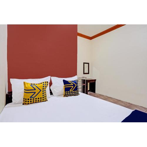 Hotel O Penginapan Kangean SyariahNearTaman Merdeka Kalianget