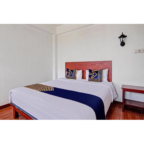 Hotel O Pondok Anggrek Syariah