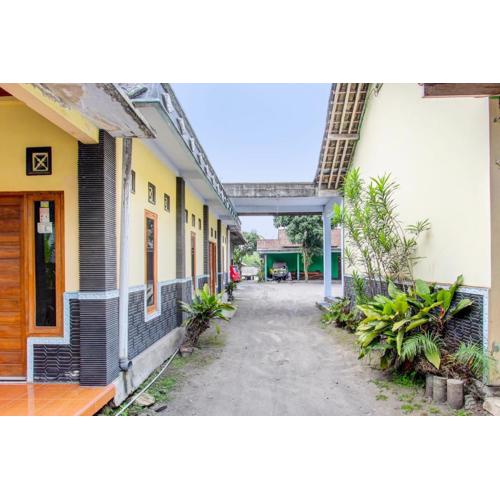 Hotel O Pondok Wisata Kurniawan 2NearWonogondang Camp ( Bumi Perkemahan Wonogondang )