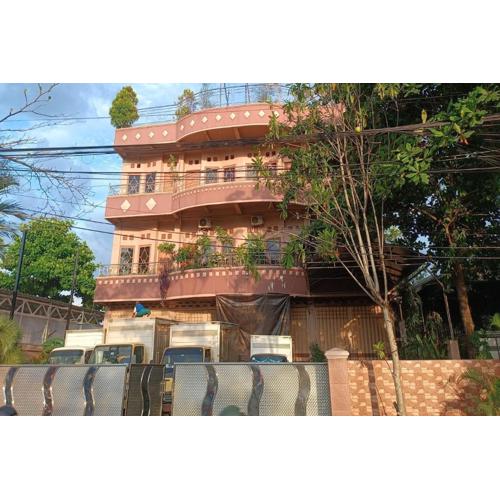 Hotel O Rafira Losmen NearYani Heahlerr