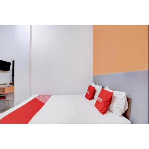 Hotel O Tegalsari Near Tunjungan Plaza