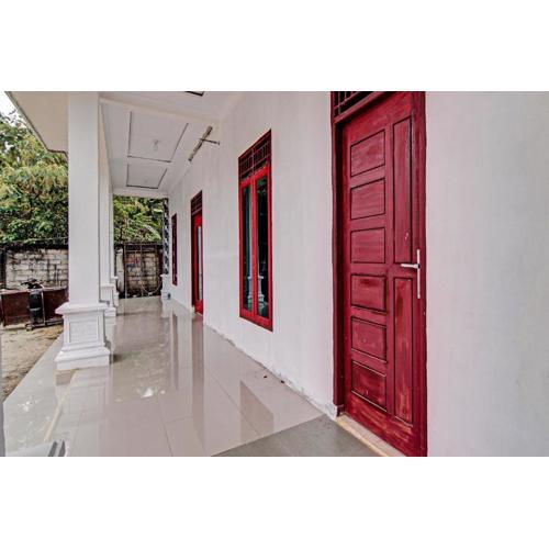 Hotel O Wisma Cendana Syariah Near PASAR FLAMBOYAN