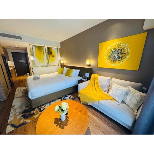 Hotel Residences at ACQUA Tower near Rockwell Makati