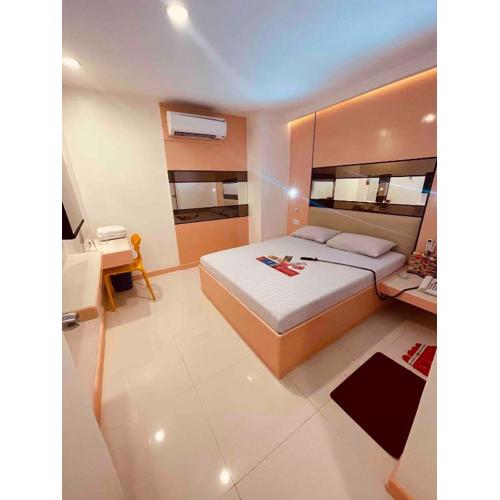 Hotel Sogo Aurora Cubao