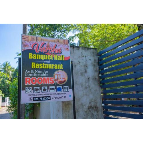 Hotel Varsha