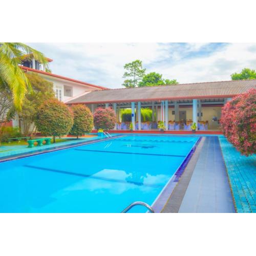 Hotel Water Nest